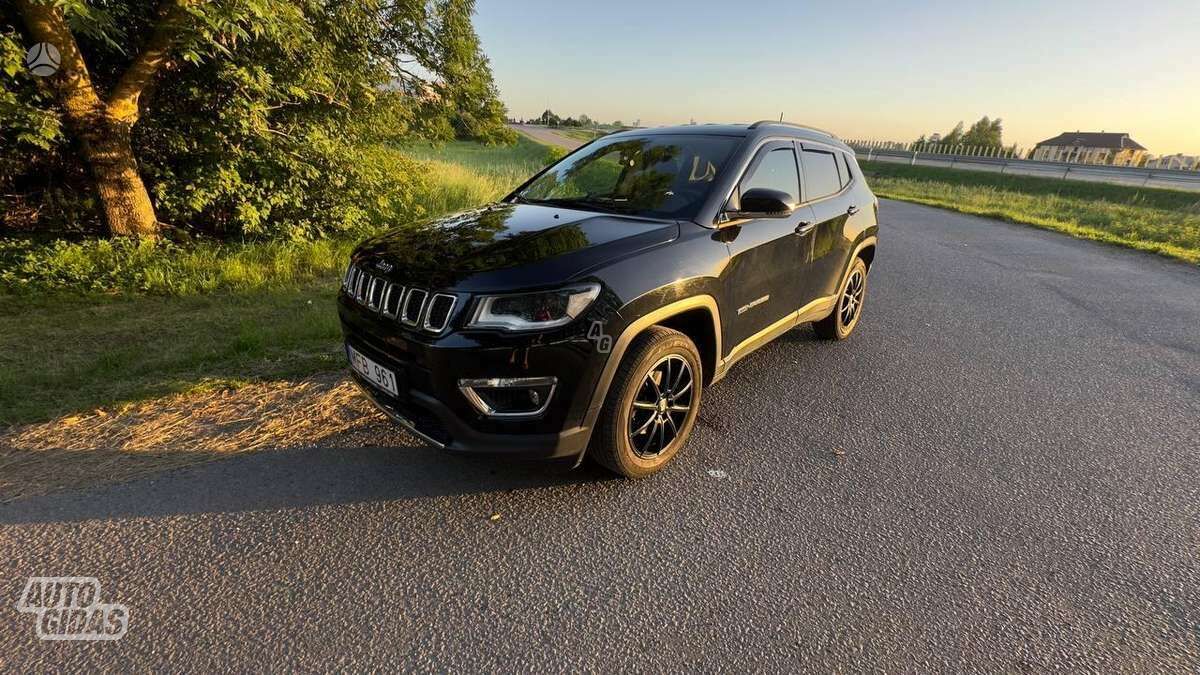 Jeep Compass 2019 г Внедорожник / Кроссовер