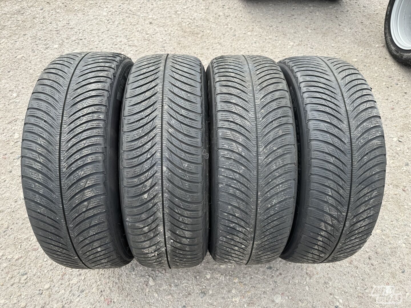 Michelin Siunciam, 5-6mm 2020 R18 universal tyres passanger car