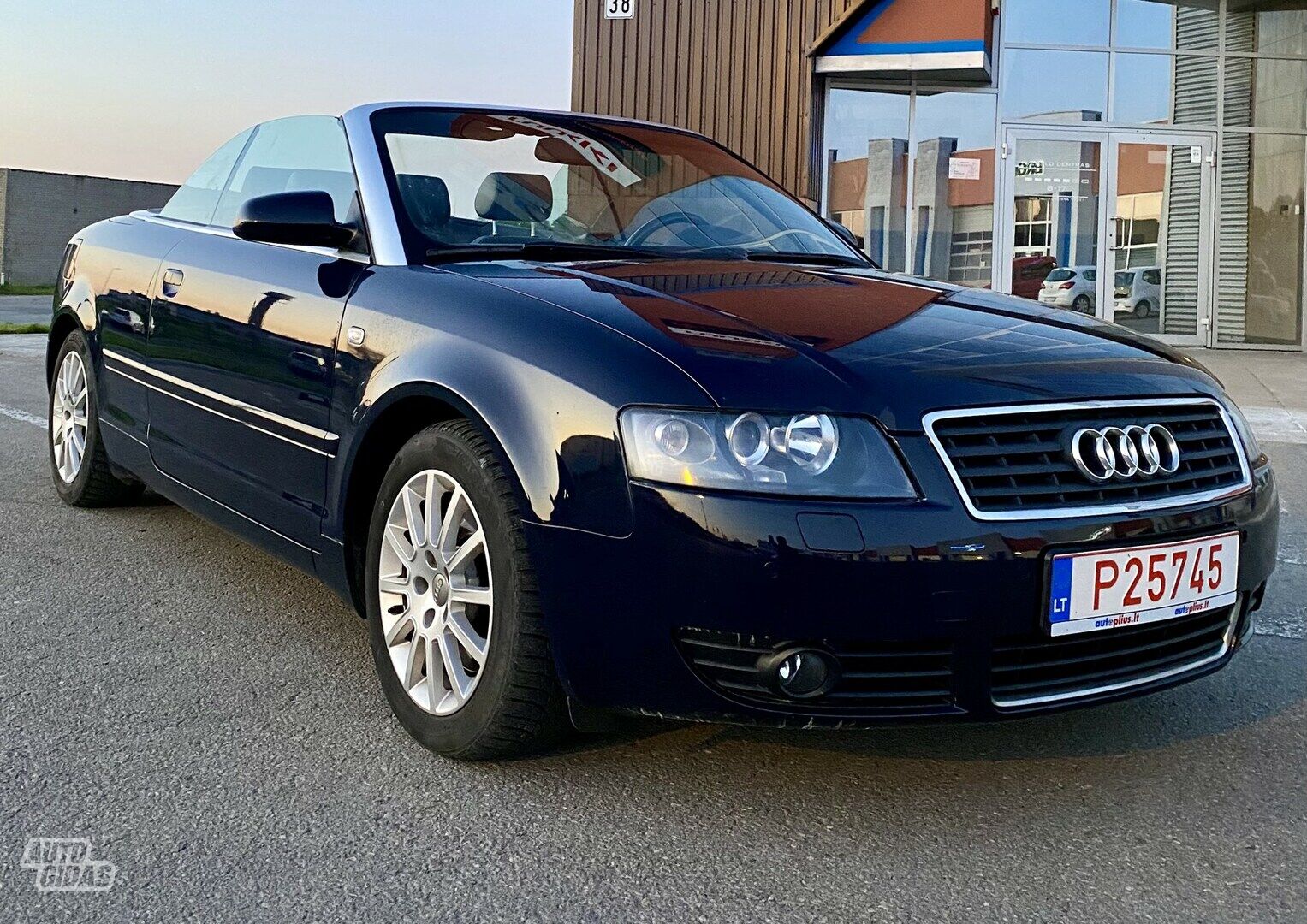 Audi Cabriolet 2003 y Convertible