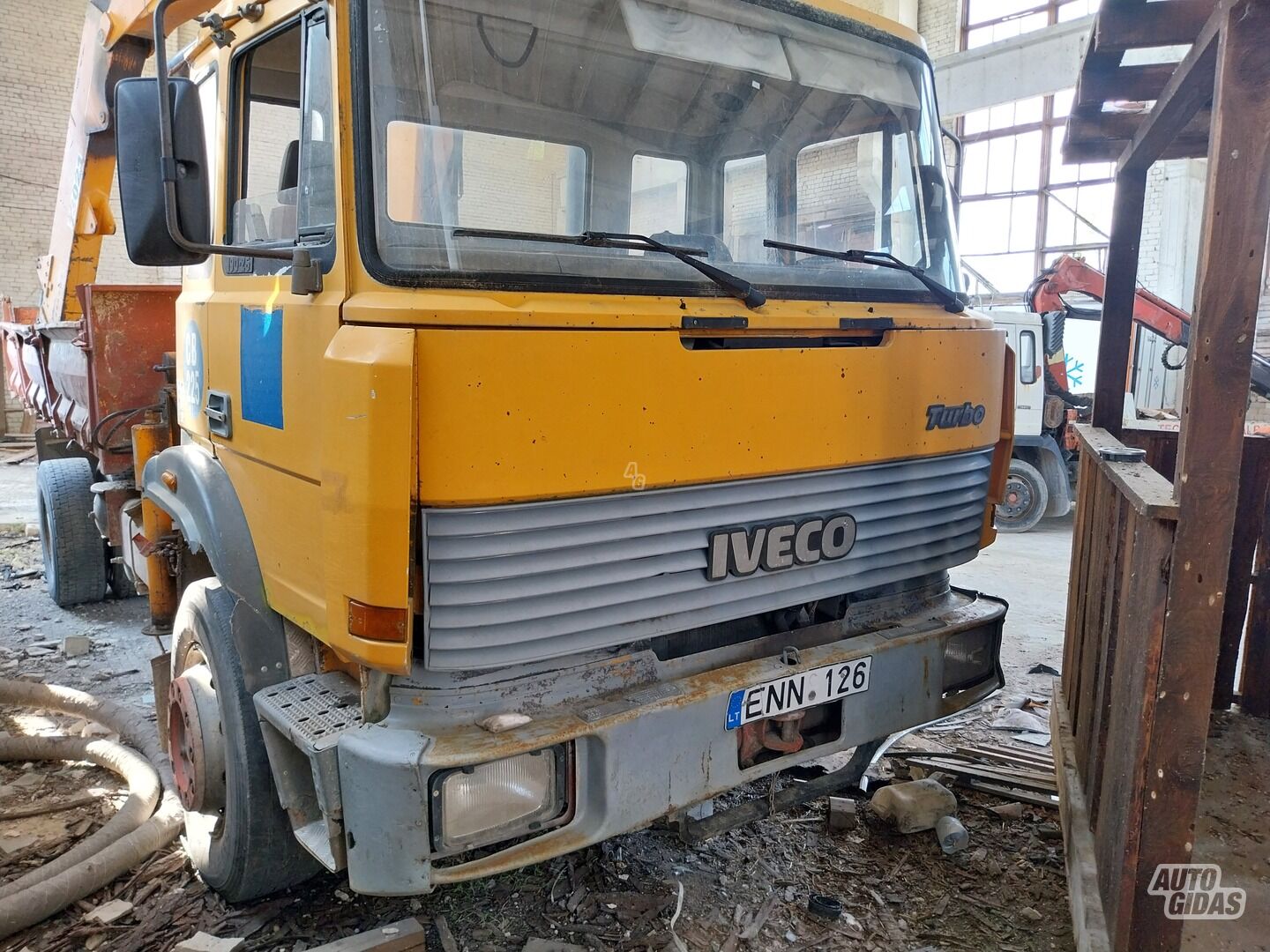 Iveco 190-260 1991 y Dump truck with crane