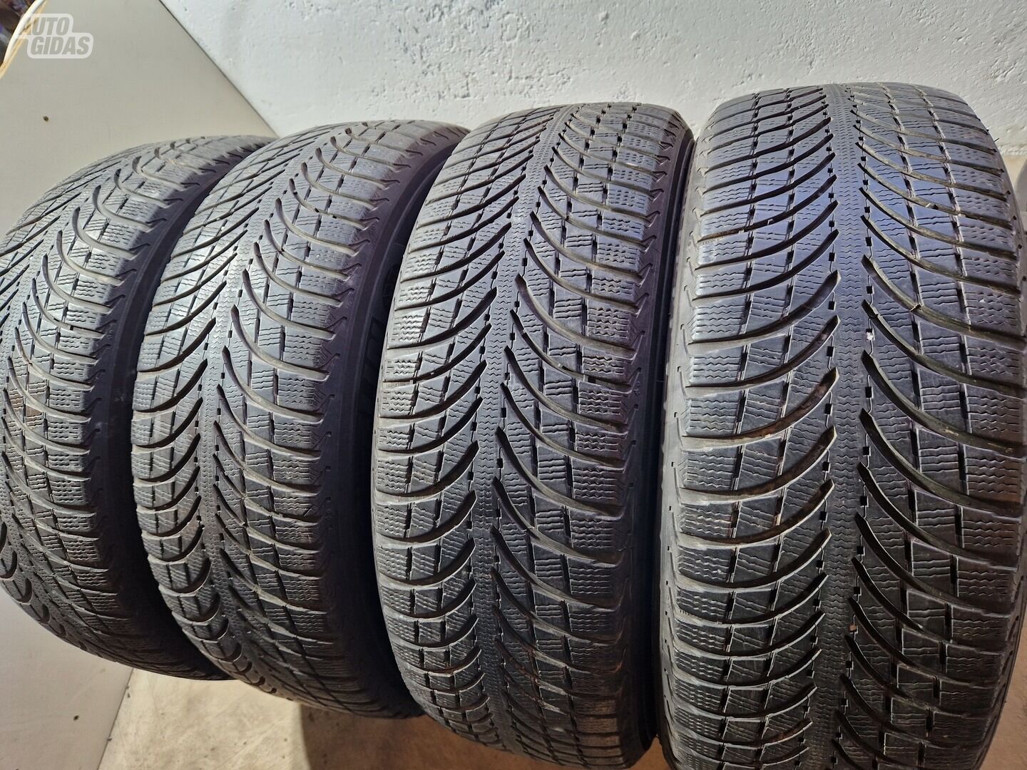 Michelin 5mm R18 universal tyres passanger car