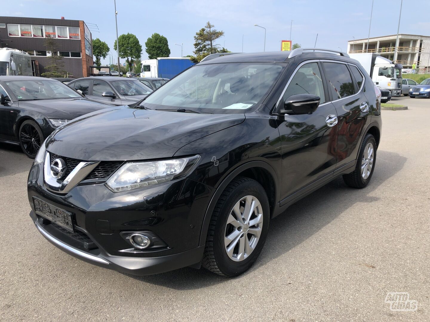 Nissan X-Trail 2015 m Visureigis / Krosoveris