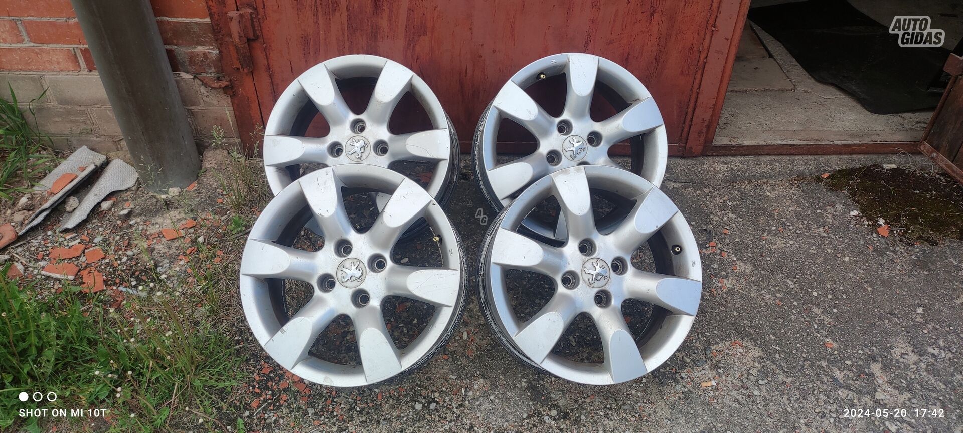 Light alloy R16 rims