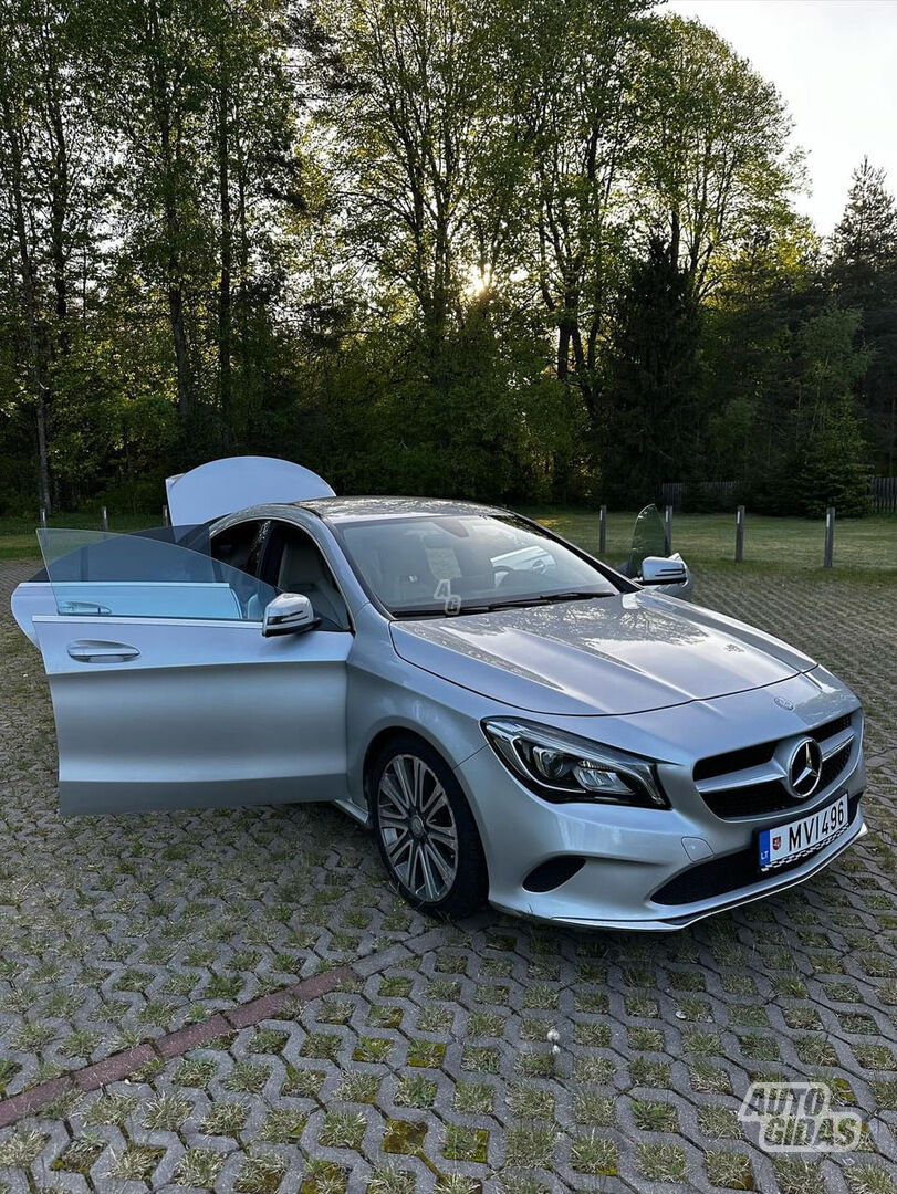 Mercedes-Benz CLA 250 2017 y Coupe