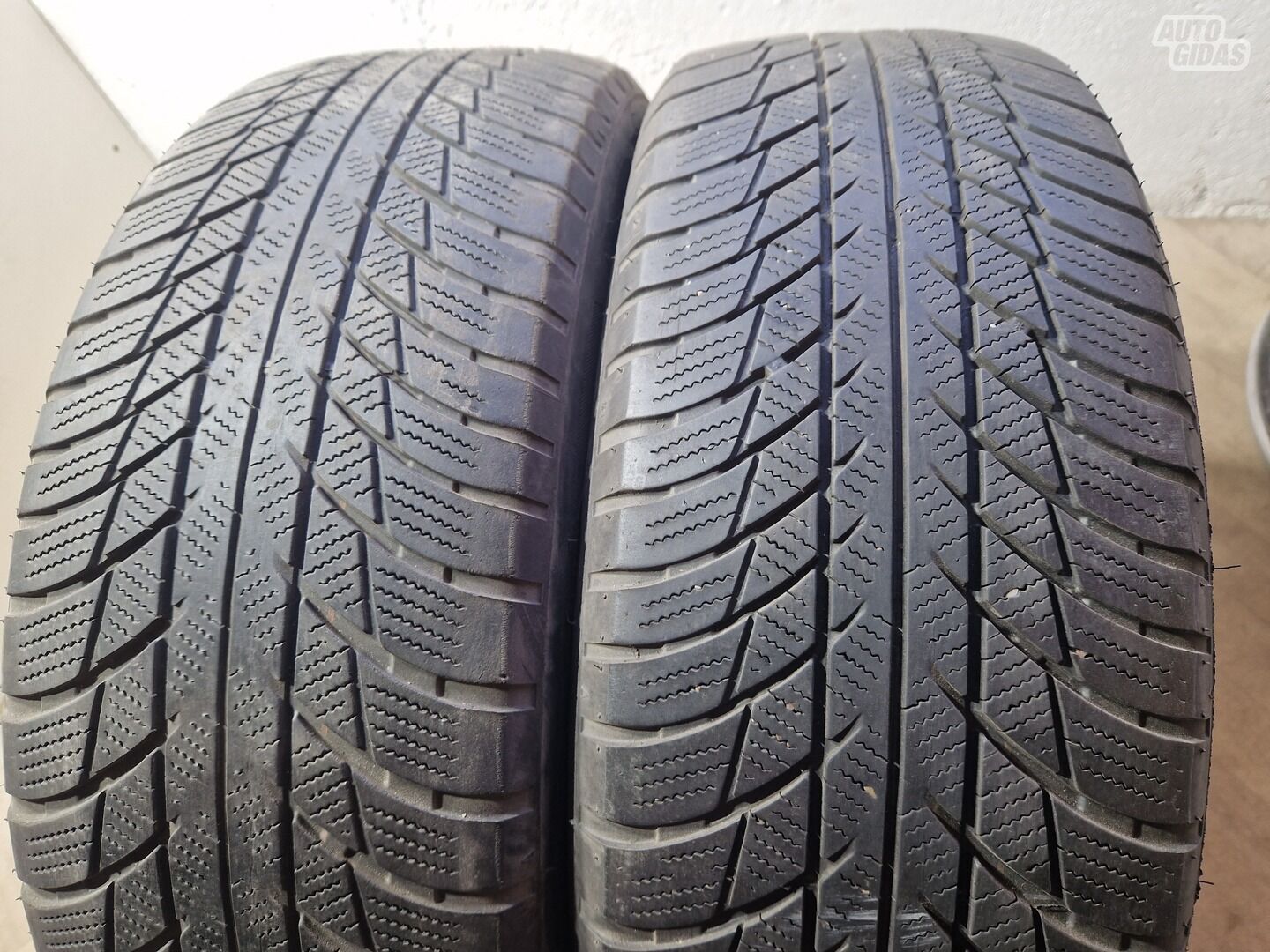 Bridgestone 4mm, 2019m R17 universal tyres passanger car