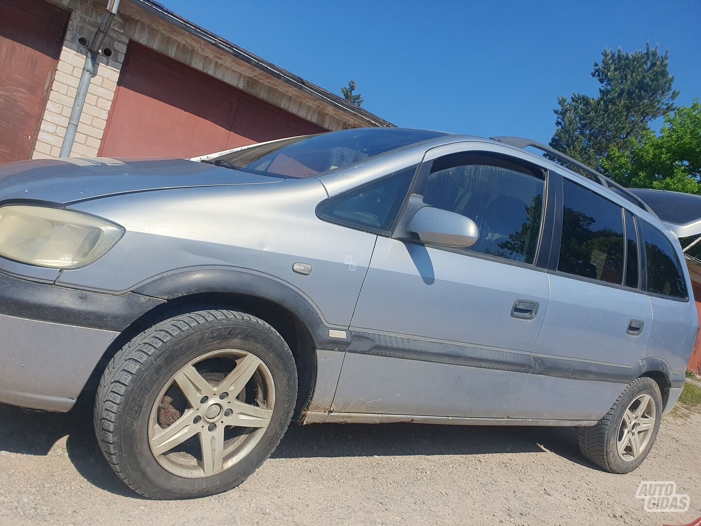 Opel Zafira 2000 г запчясти