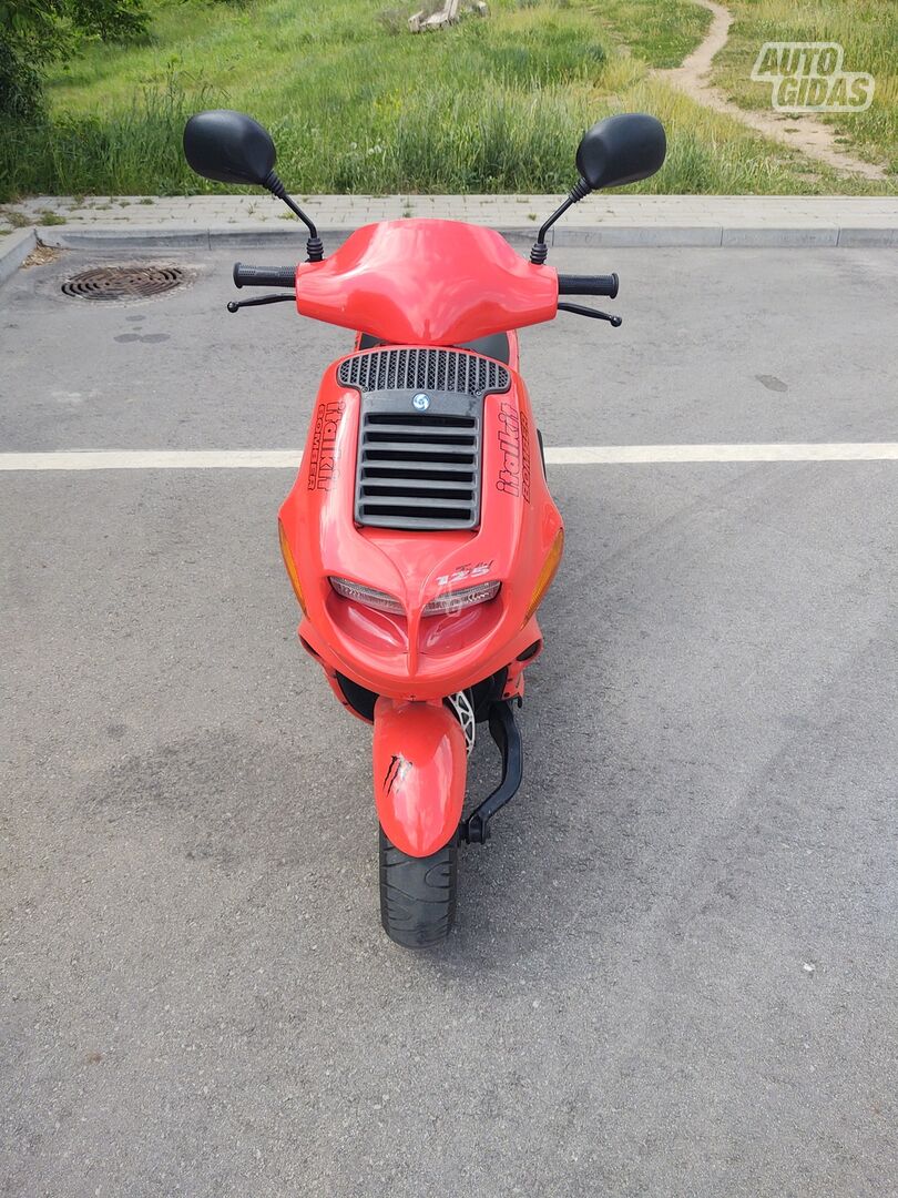 Italjet Formula 1997 y Scooter / moped