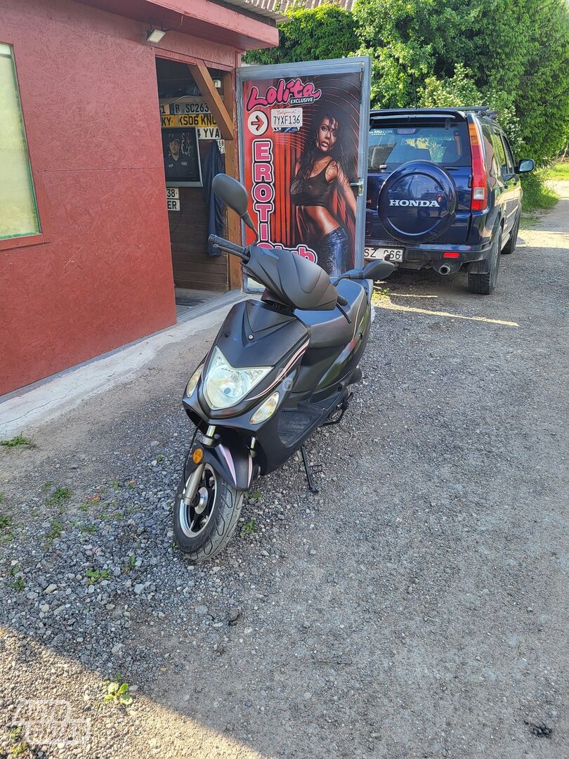 Baotian BT49QT 2016 y Scooter / moped