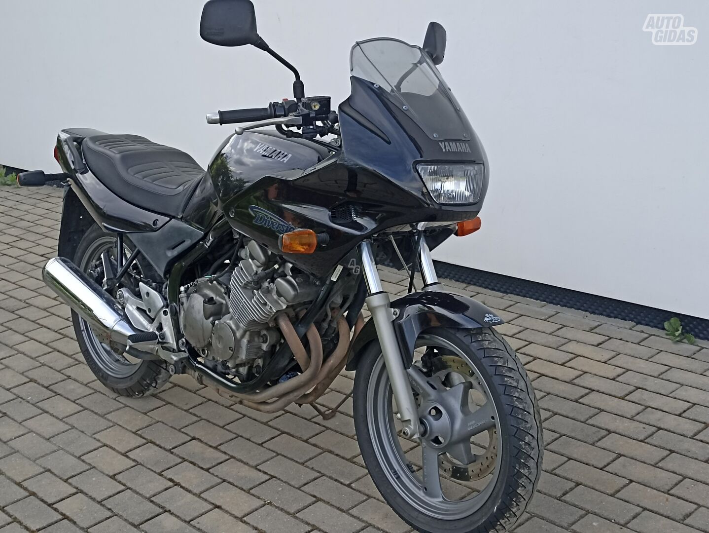 Yamaha XJ 1999 y Classical / Streetbike motorcycle