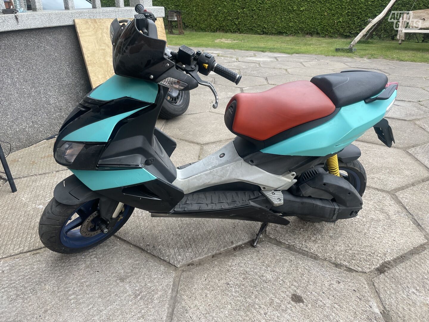 Scooter / moped Aprilia SR 2010 y parts