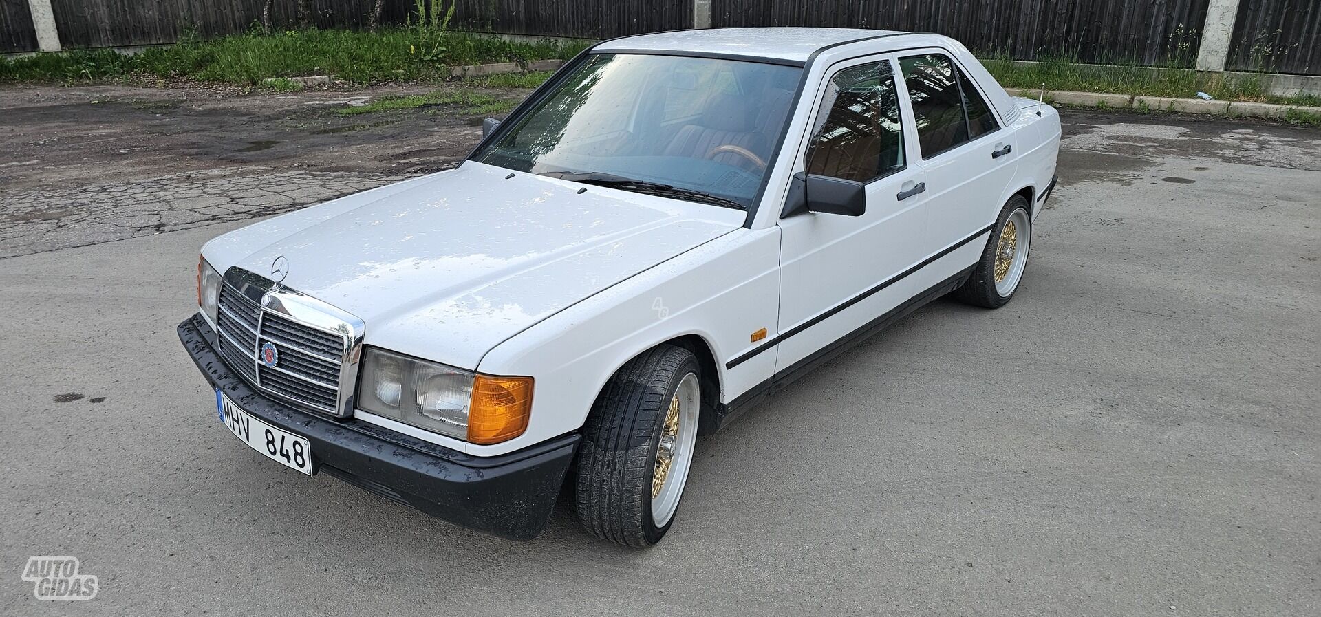 Mercedes-Benz 190 E 1990 m
