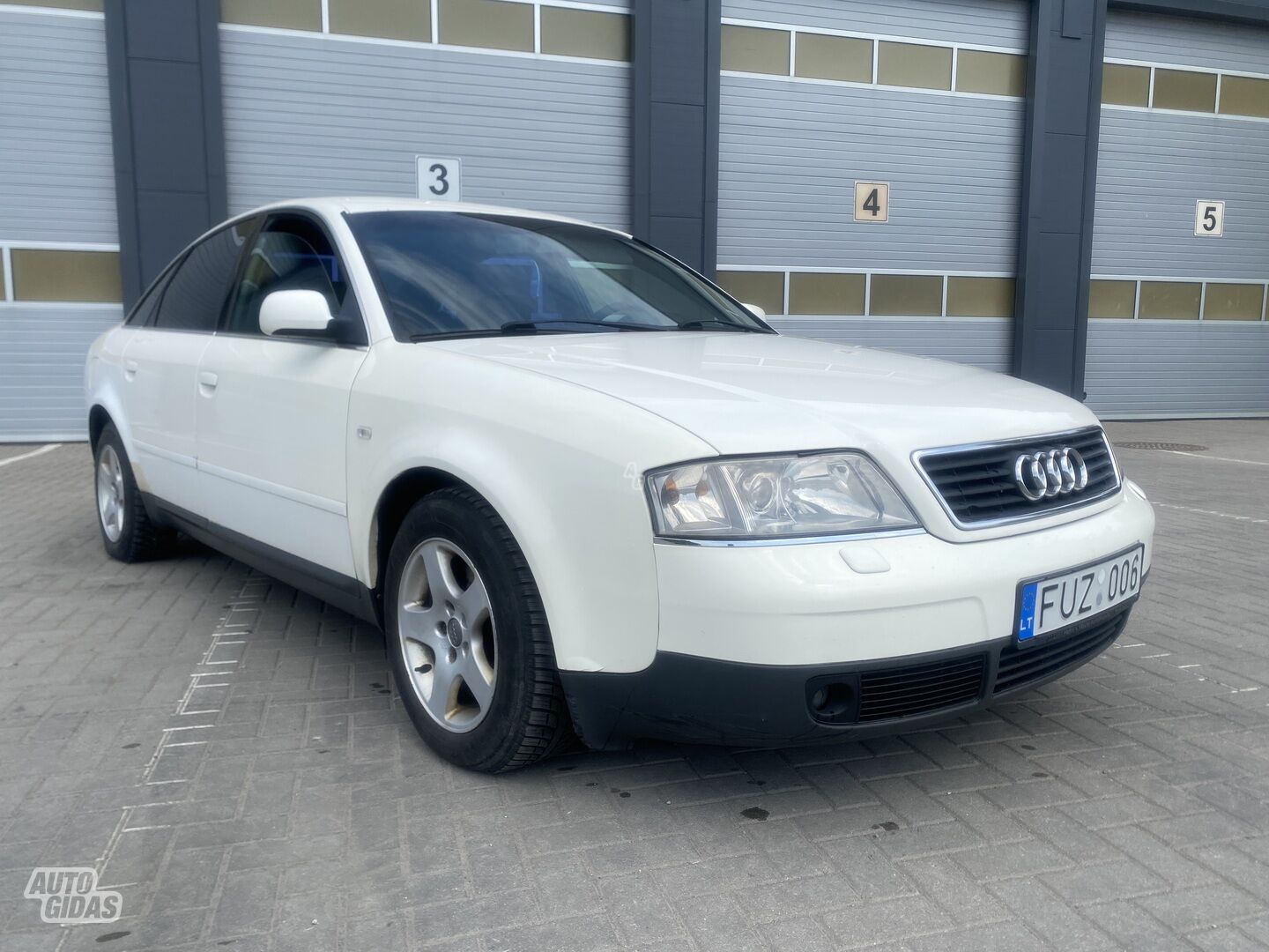 Audi A6 C5 1999 y