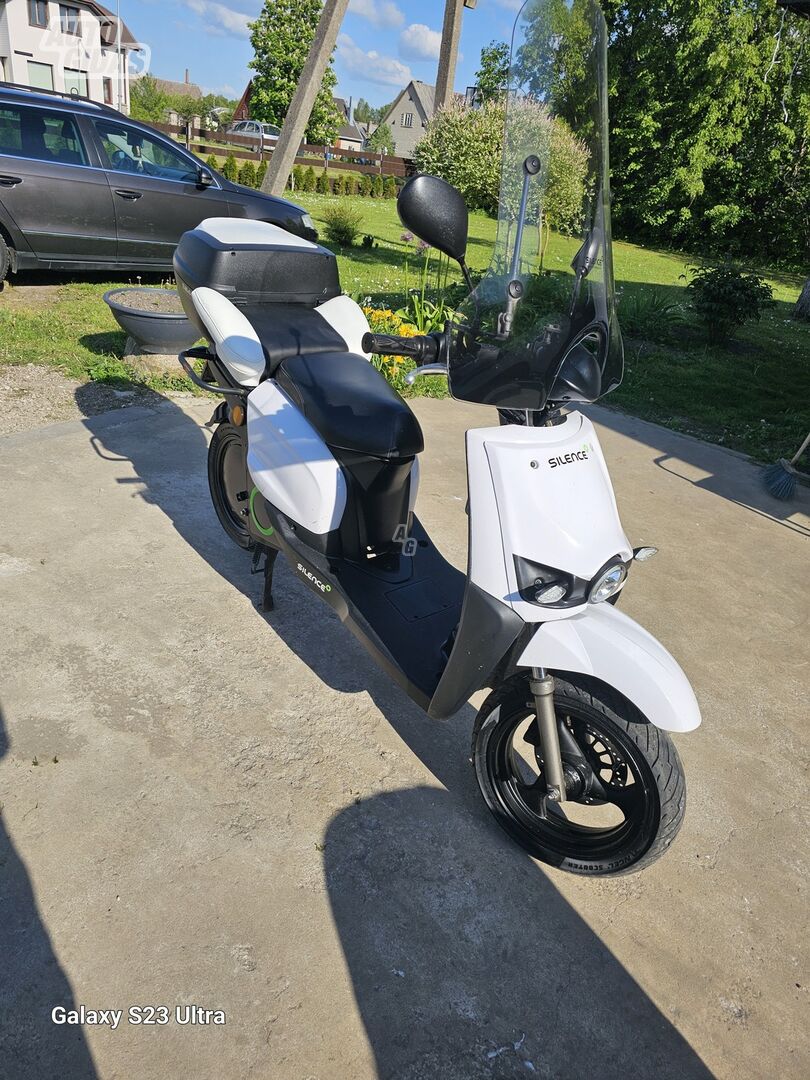 Silence S02 2019 y Scooter / moped