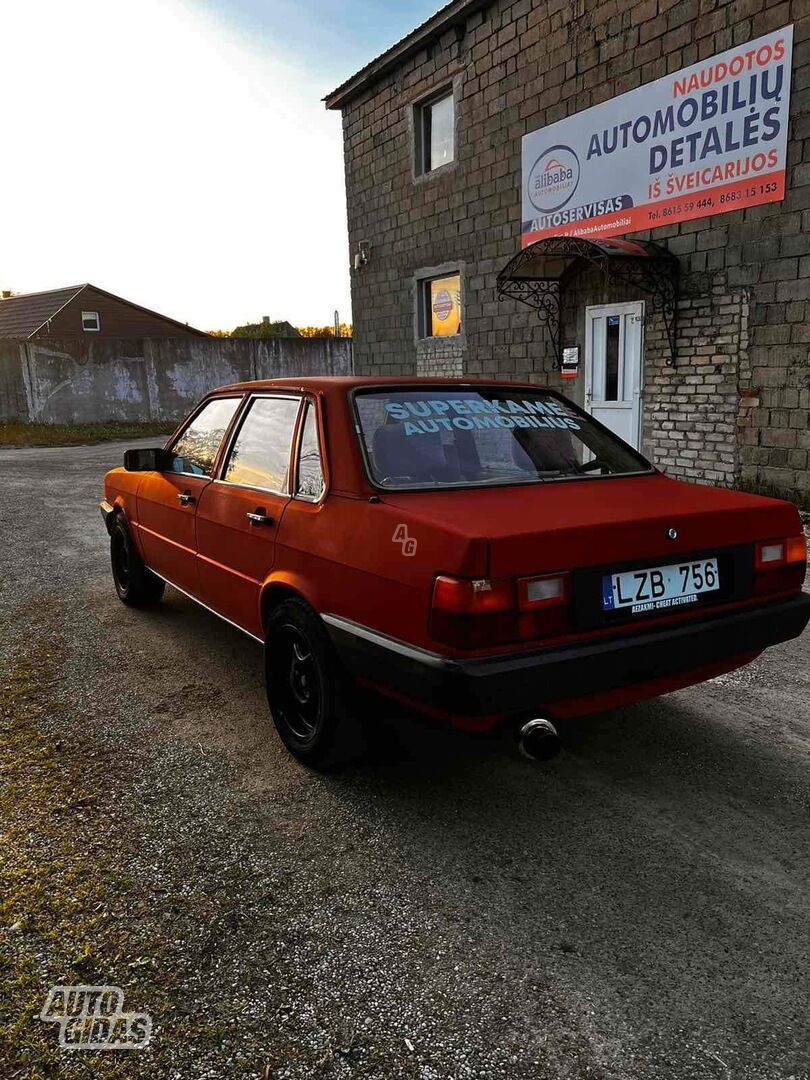 Audi 80 1985 г Седан