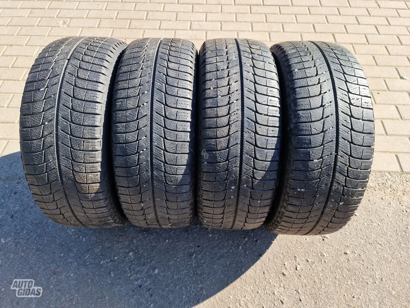 Michelin X-ICE, MINKSTOS R16 universal tyres passanger car