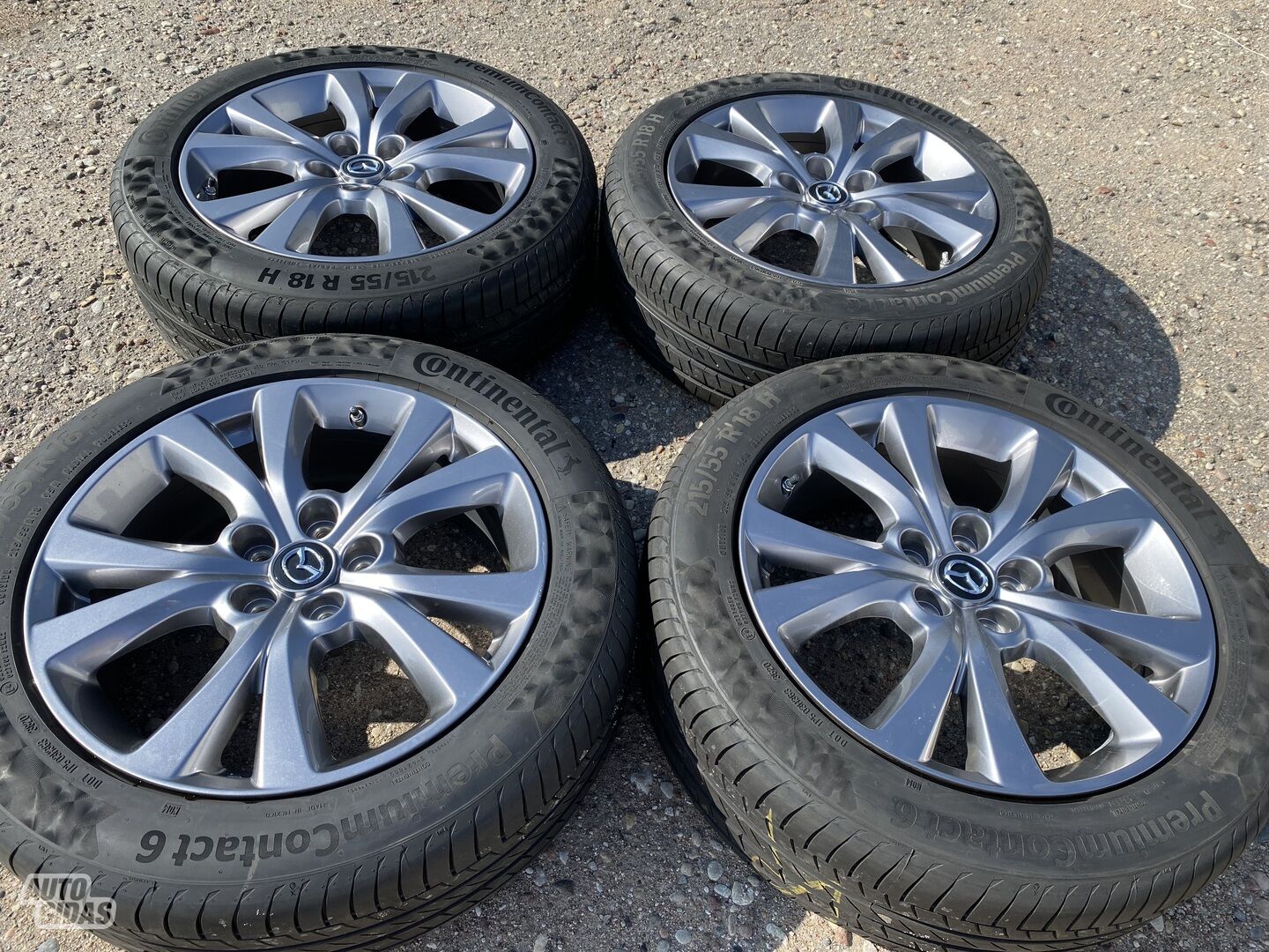 Mazda Siunciam, 7J ET45 light alloy R18 rims