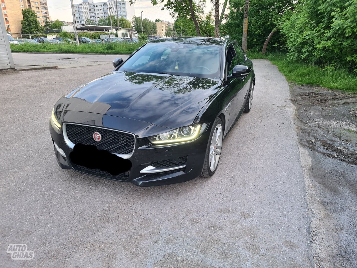 Jaguar Xe 2017 г запчясти