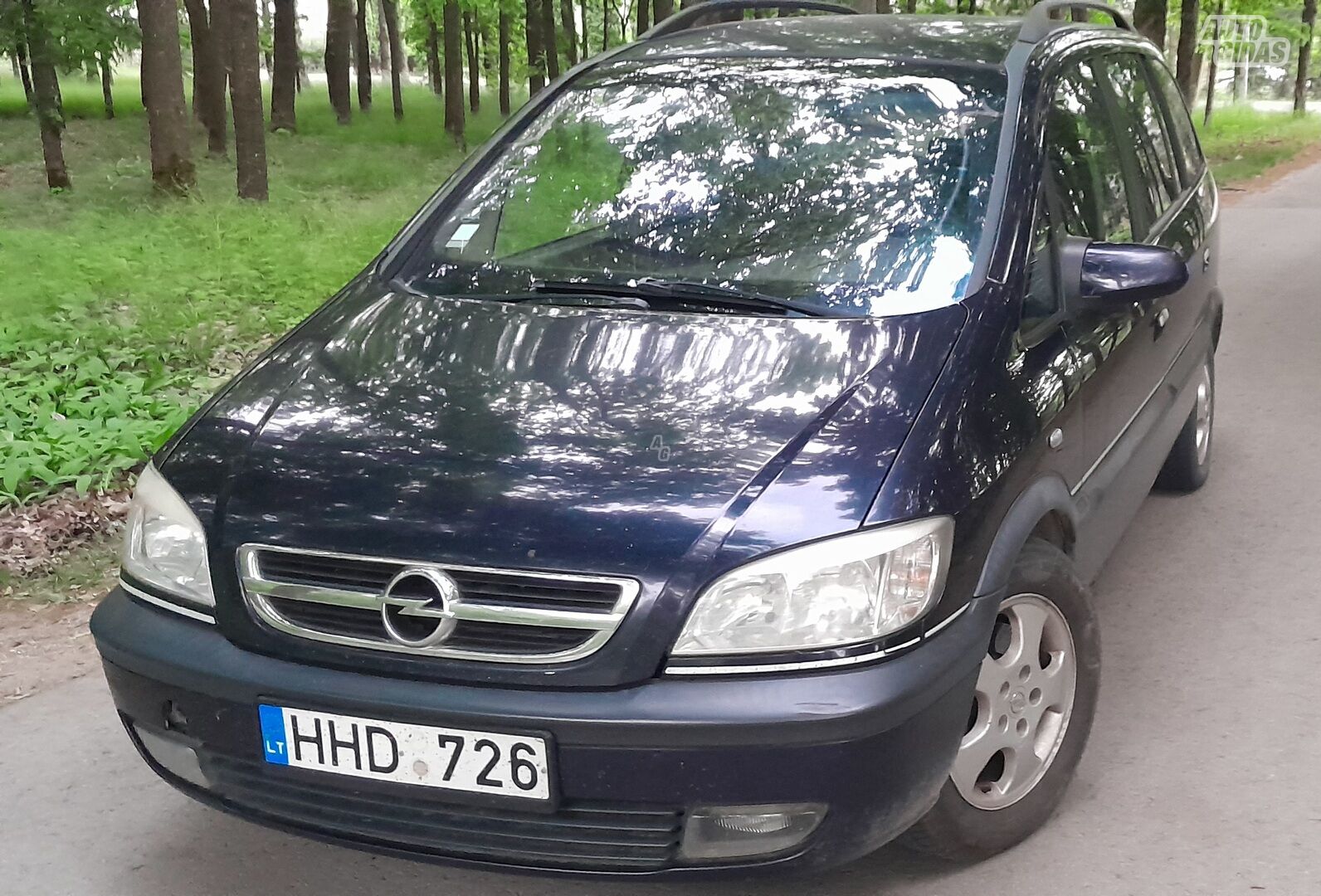 Opel Zafira 2004 y Hatchback