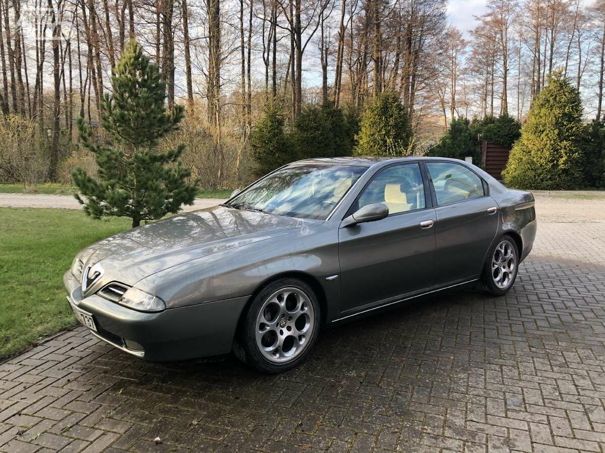 Alfa Romeo 166 1999 m Sedanas