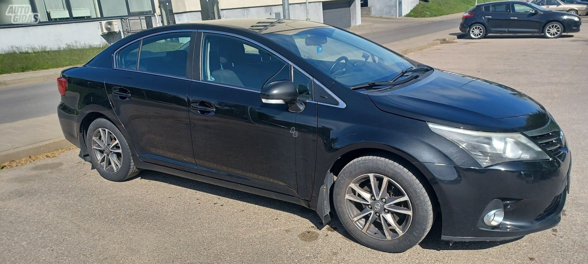 Toyota Avensis T27 2013 г