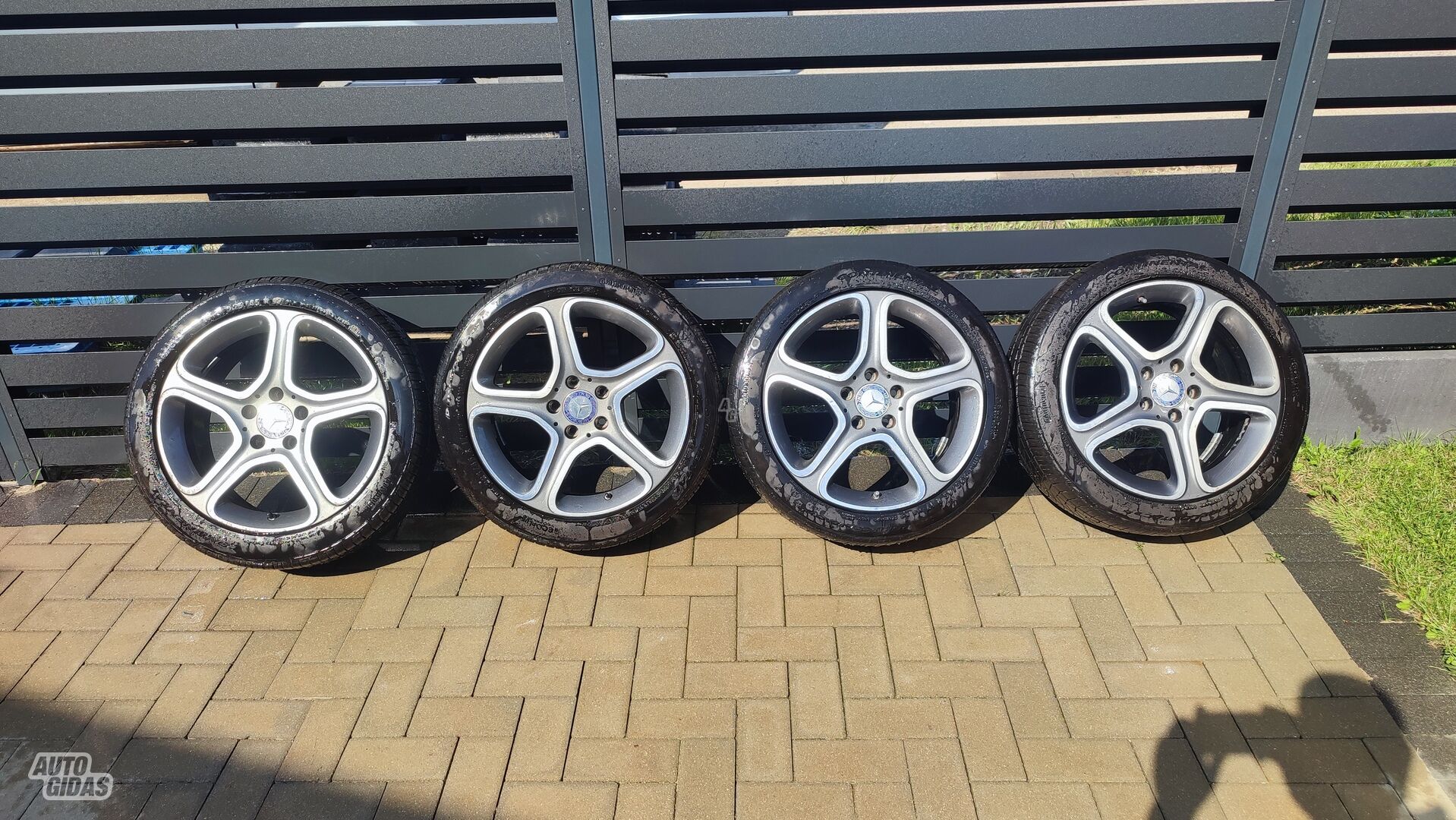 Mercedes-Benz CLA light alloy R17 rims