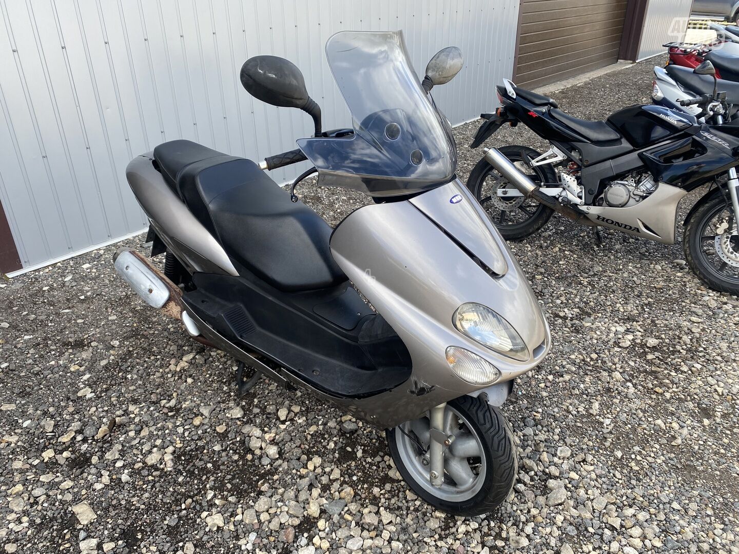Yamaha Majesty 2007 y Scooter / moped