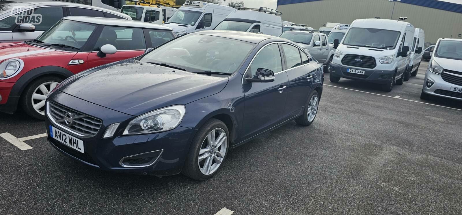 Volvo S60 II 2012 y parts