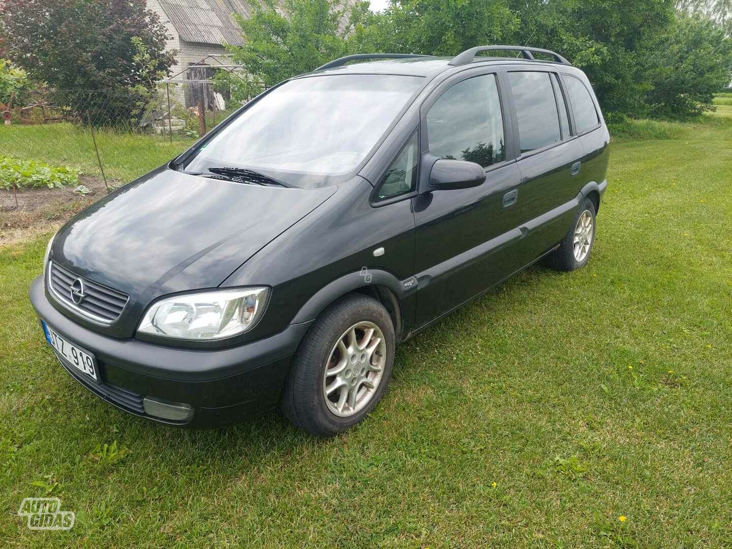 Opel Zafira DI 2000 г