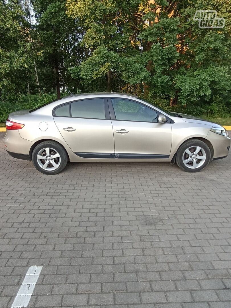 Renault Fluence dCi Privilege 2012 г