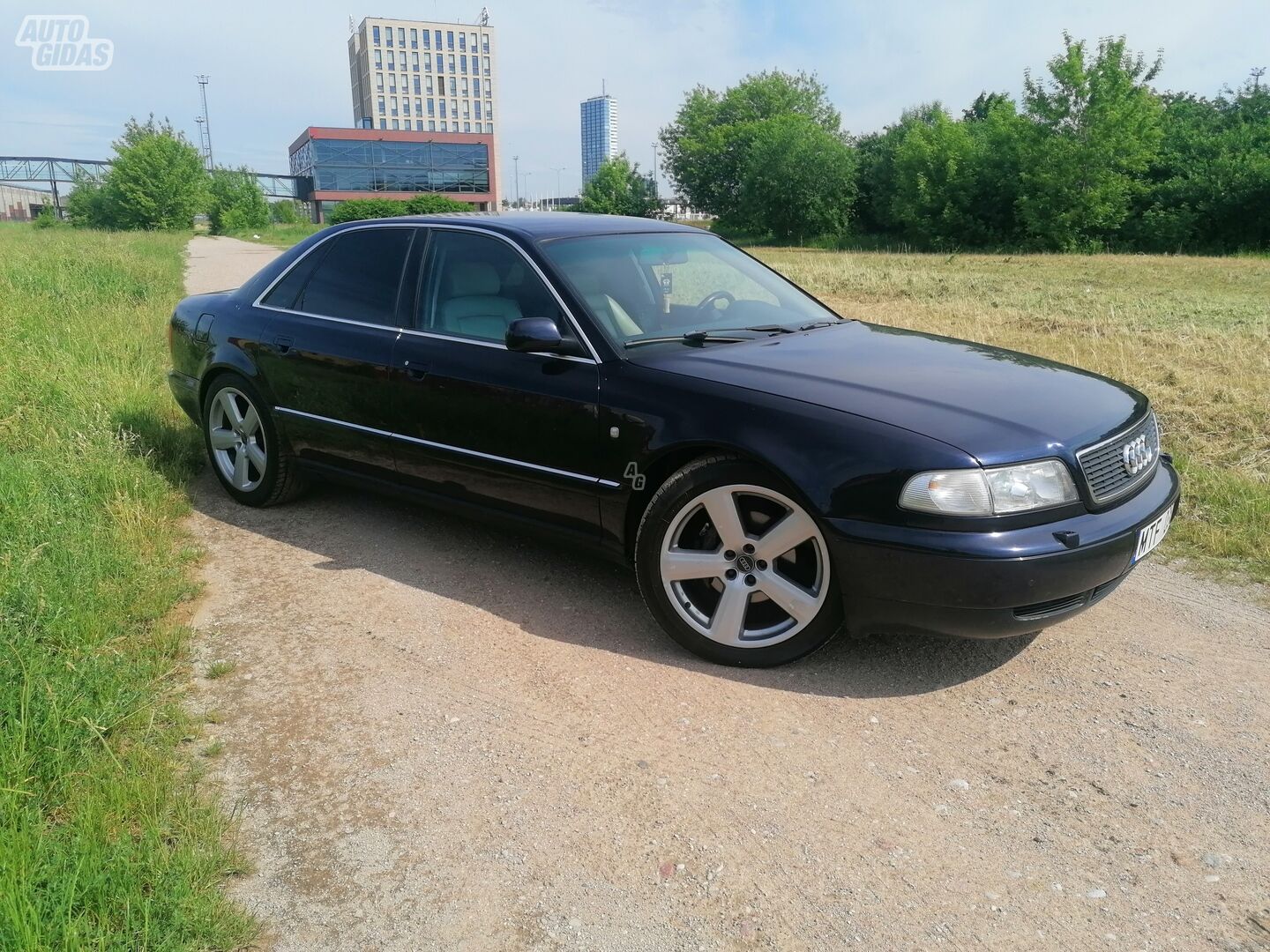 Audi A8 D2 1998 г
