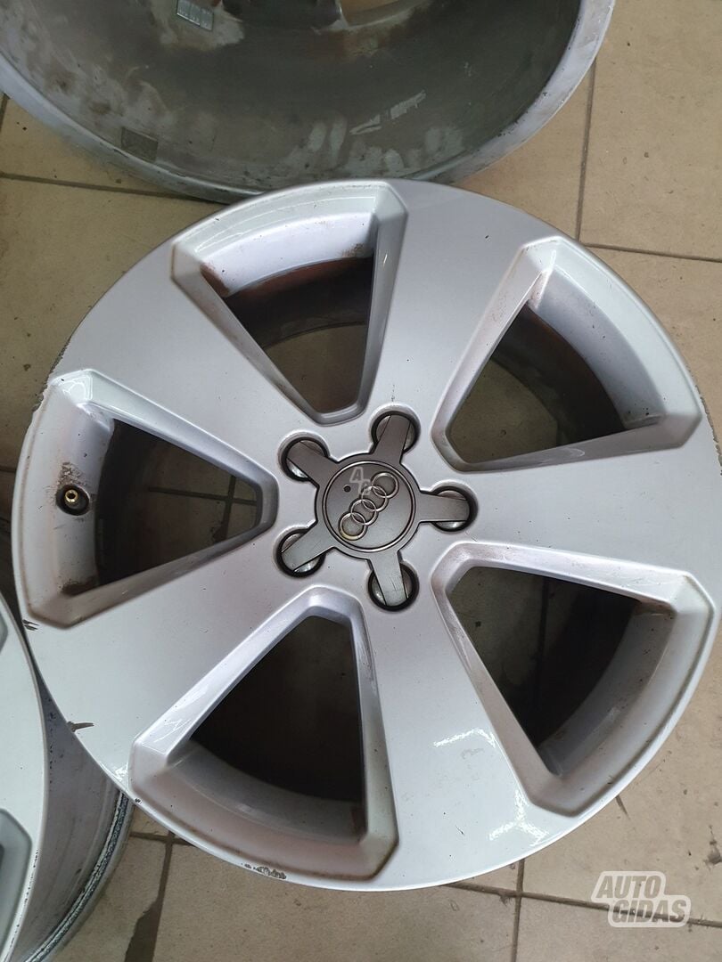 Light alloy R17 rims