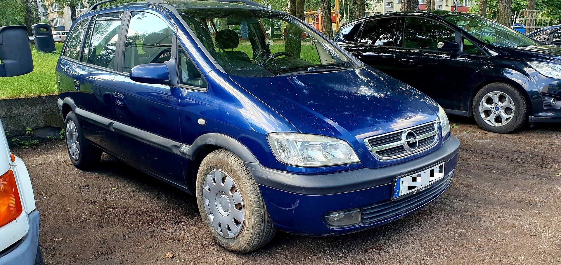 Opel Zafira 2004 m Hečbekas