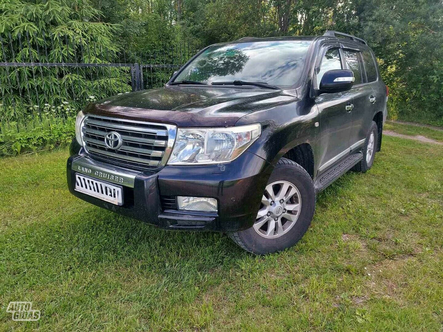 Toyota Land Cruiser 2011 г запчясти