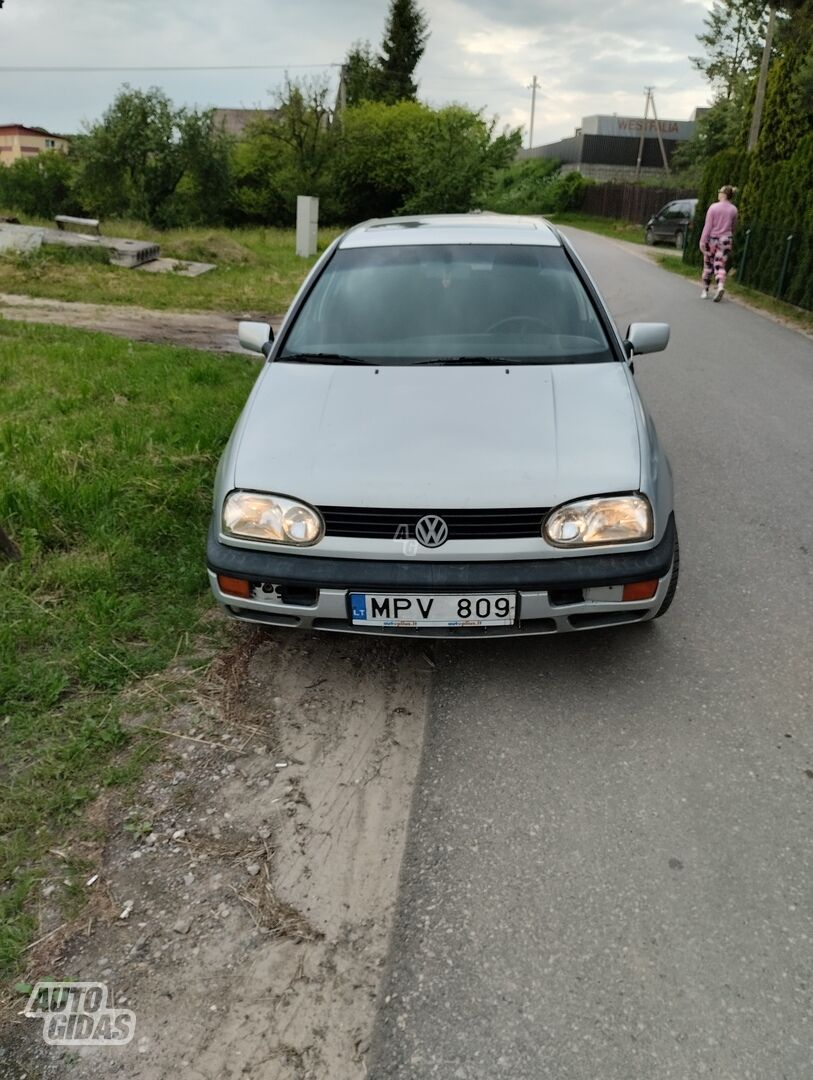 Volkswagen Golf 1996 y Hatchback