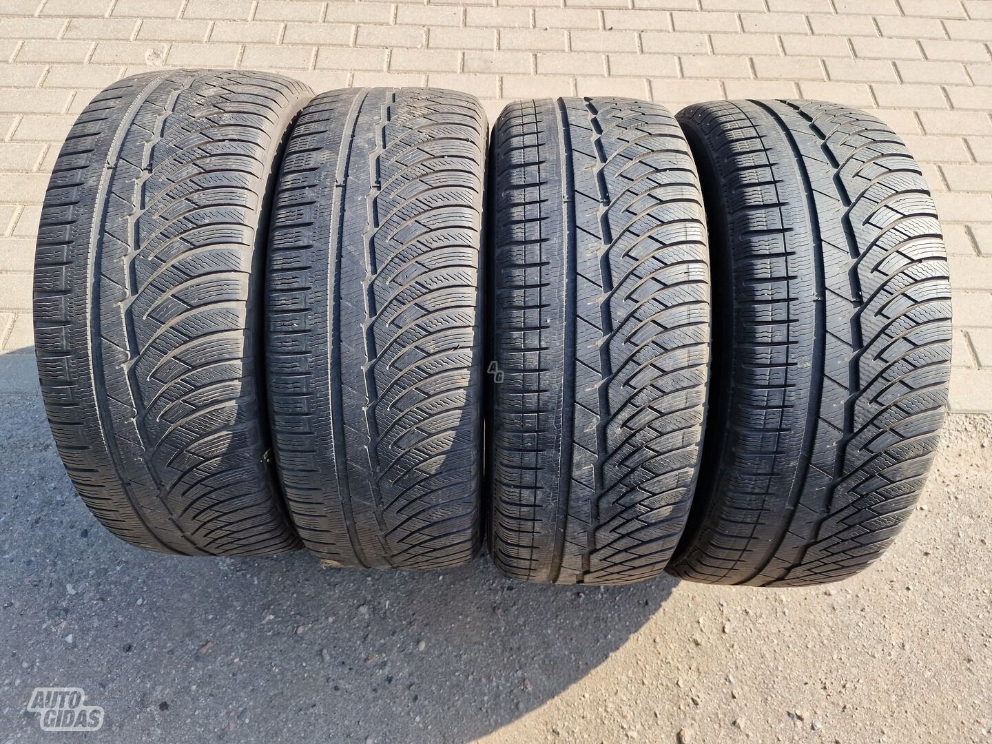 Michelin Pilot ALPIN PA4 R18 universal tyres passanger car
