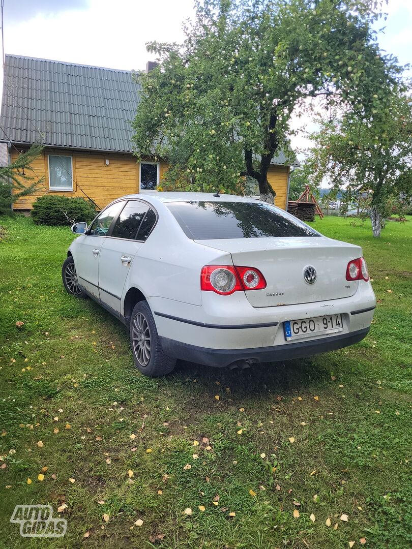 Volkswagen Passat 2006 г запчясти