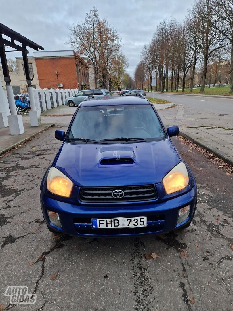 Toyota RAV4 II 2003 y