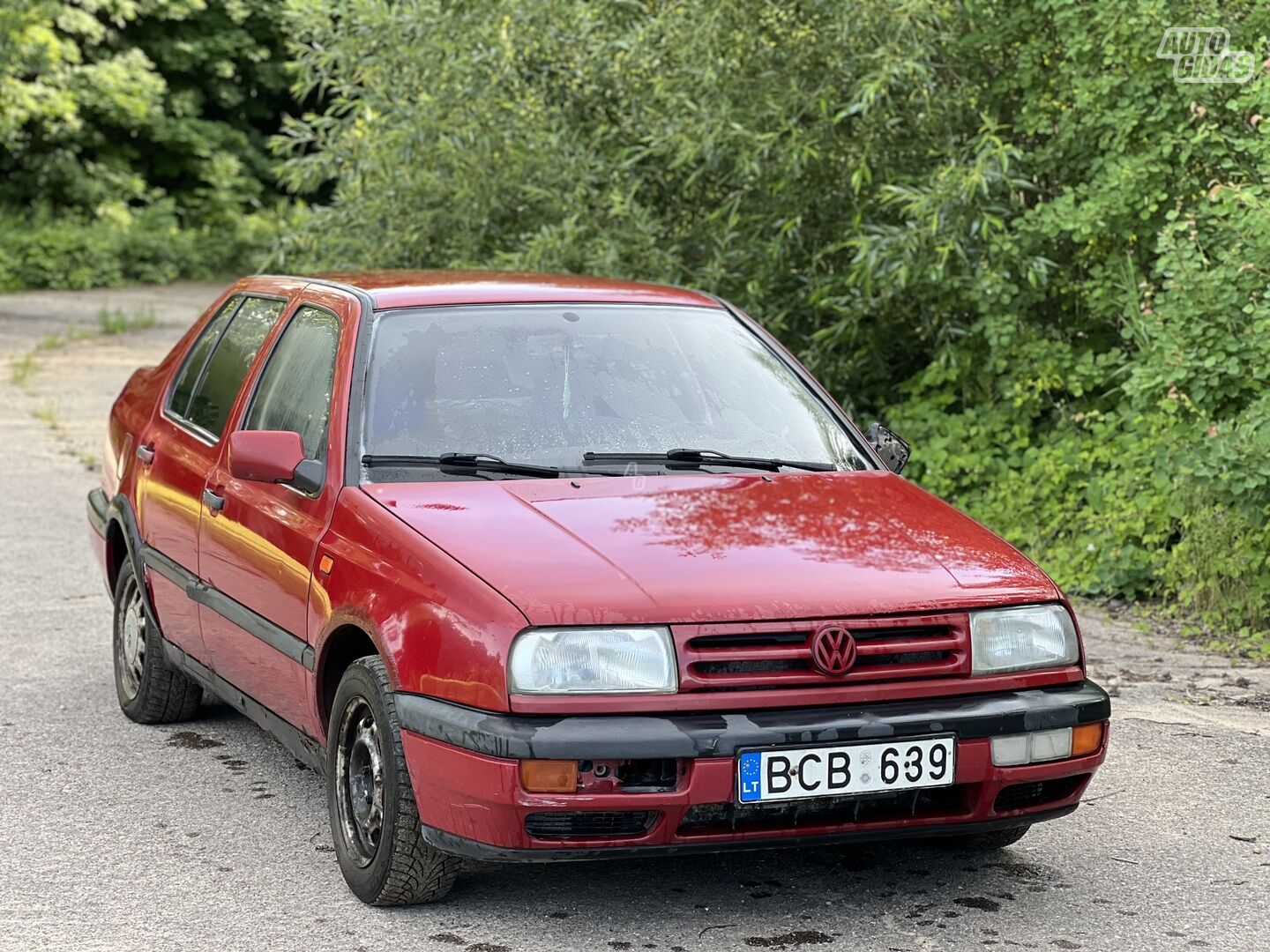 Volkswagen Vento 1994 г Седан