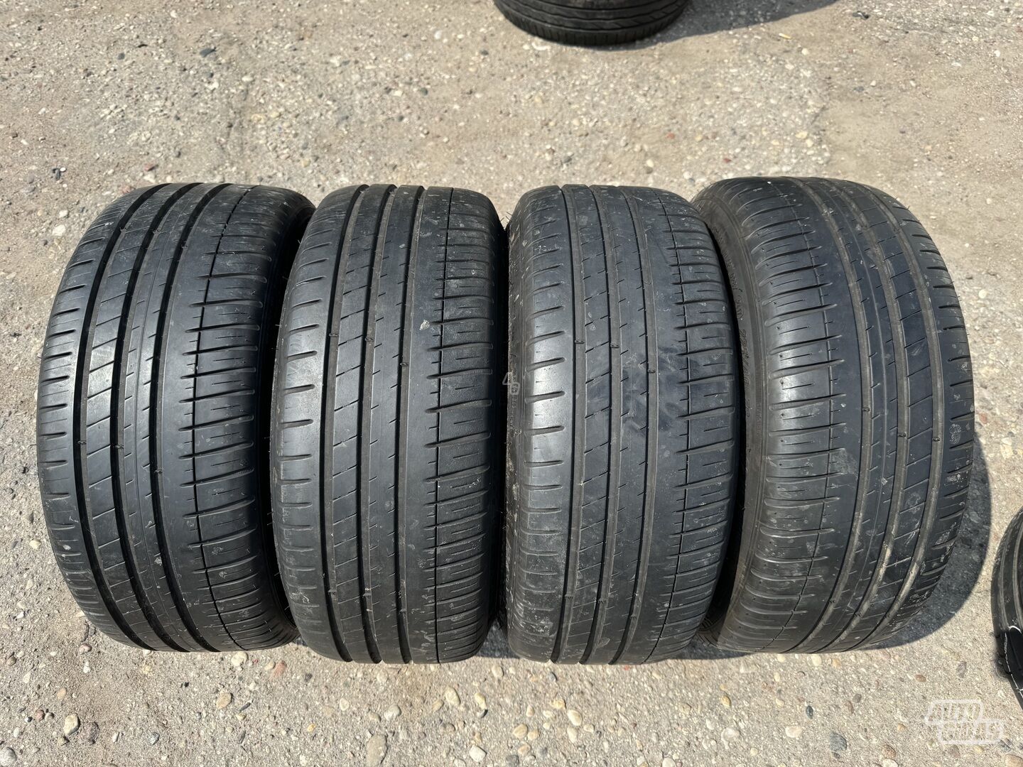 Michelin Siunciam 6-7mm R18 summer tyres passanger car