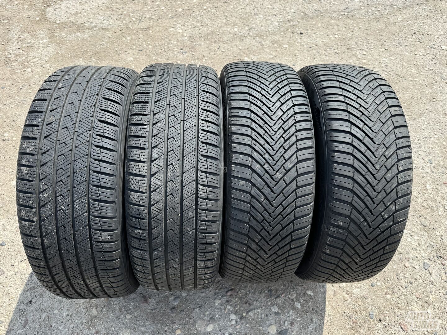 Continental Siunciam, 7-8mm 2023 R19 universal tyres passanger car