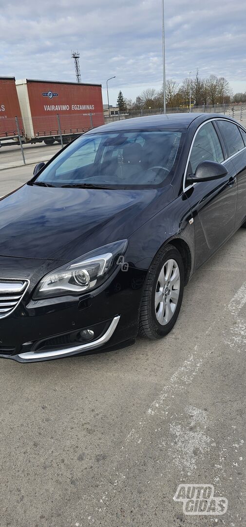 Opel Insignia 2015 y Hatchback