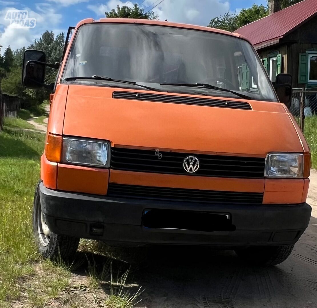 Volkswagen Transporter 1993 y Heavy minibus