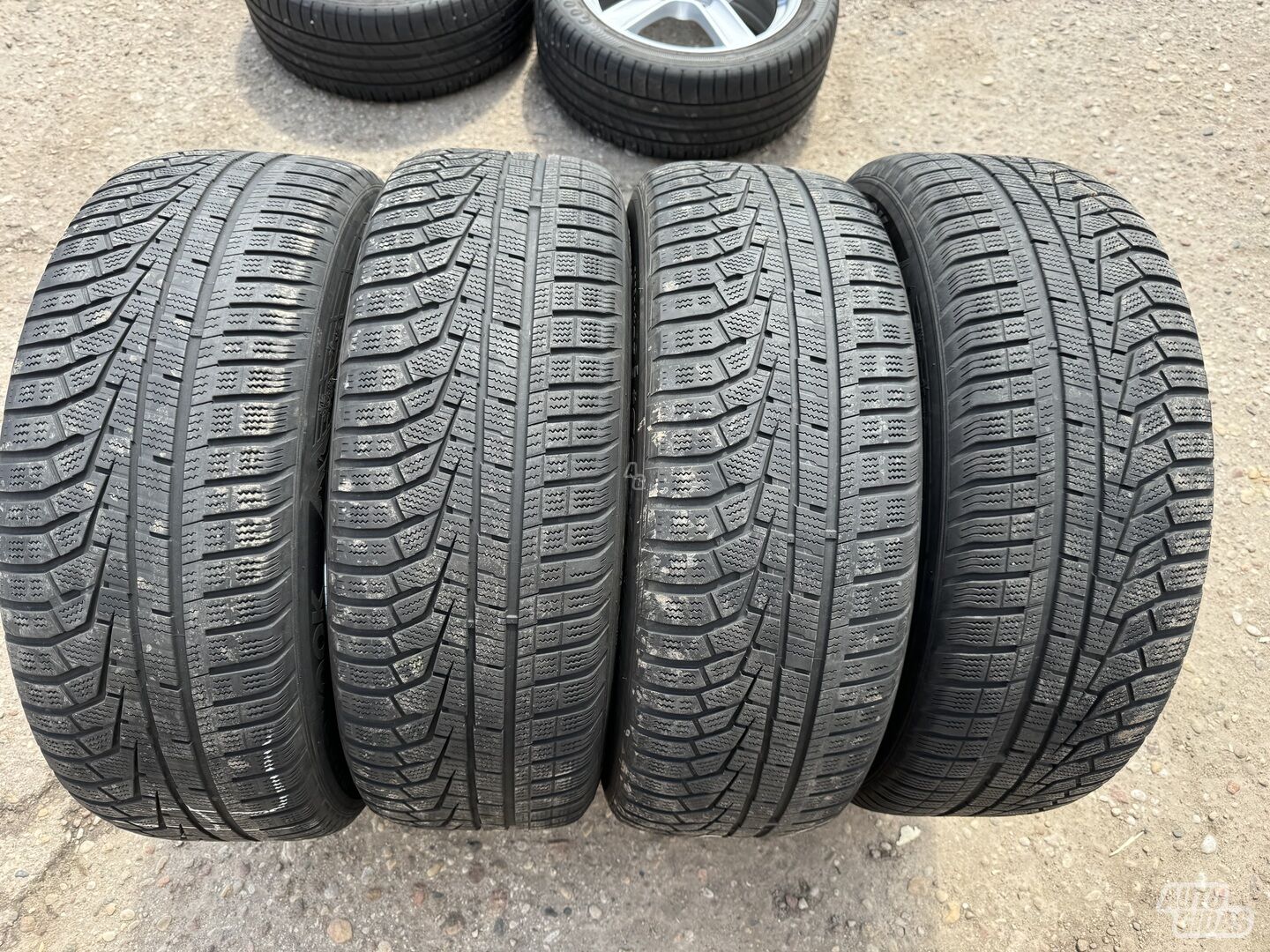Hankook Siunciam, 5-6mm R18 universal tyres passanger car