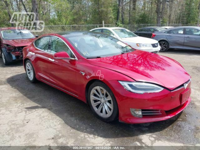 Tesla Model S 2016 y Hatchback