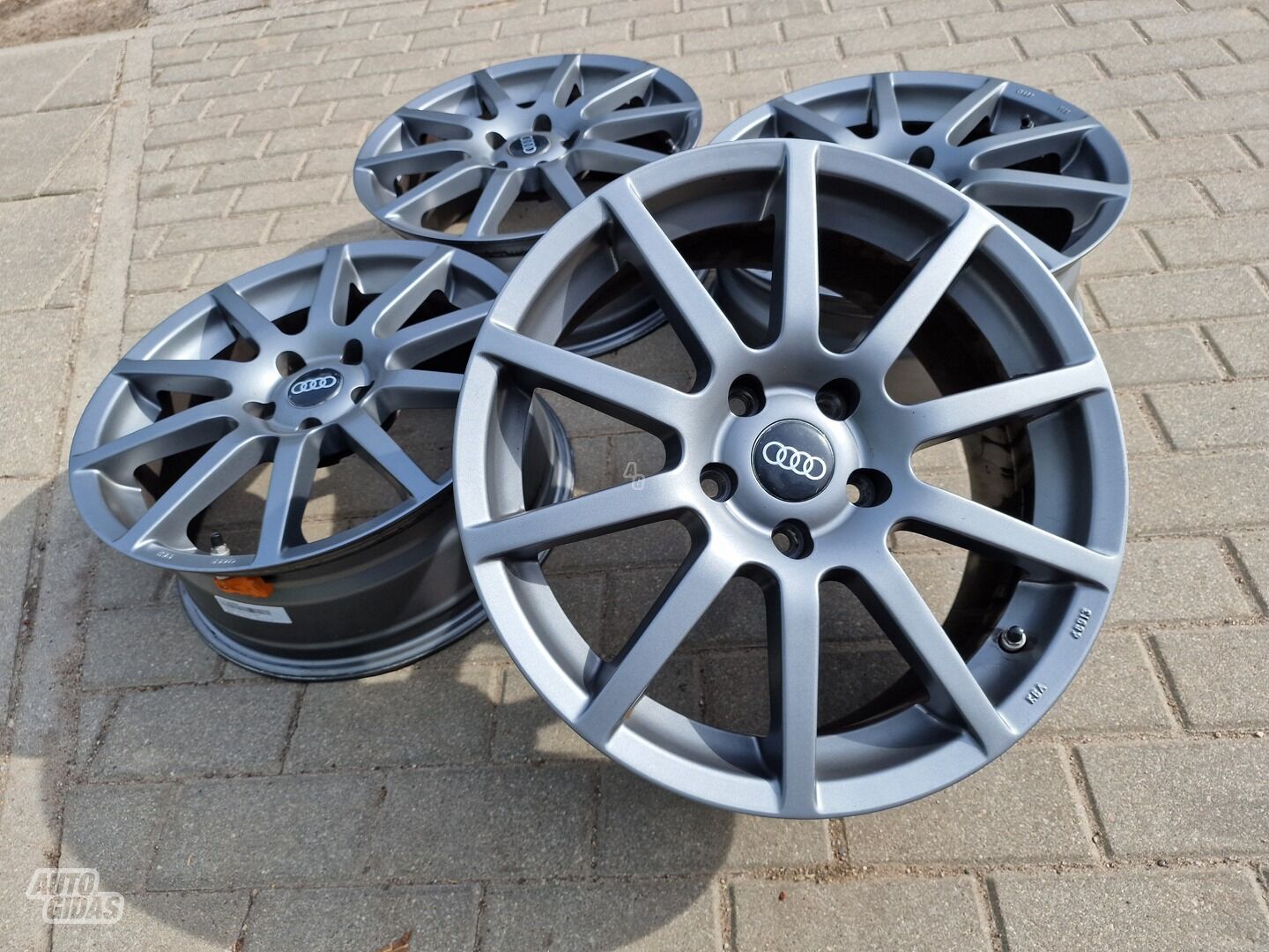 Audi Q3 R17 light alloy rims