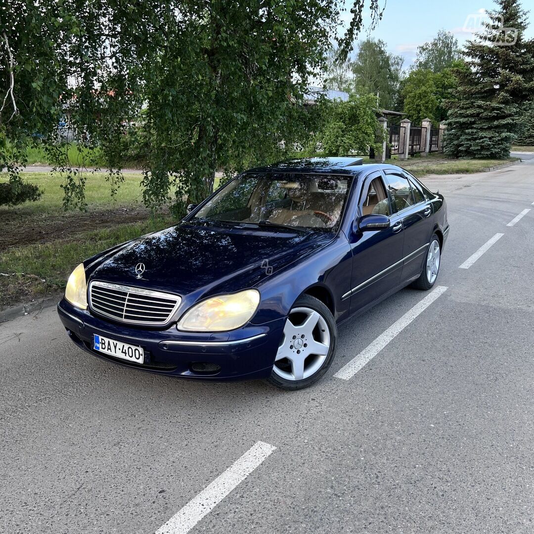 Mercedes-Benz S 500 W220 2000 y
