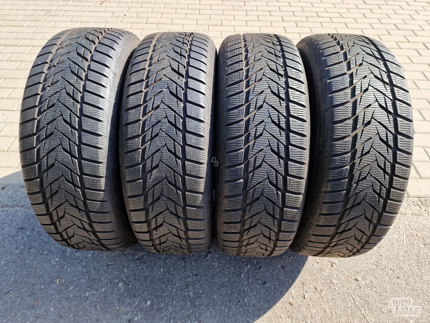 Vredestein Wintrac Xtreme S R17 winter tyres passanger car