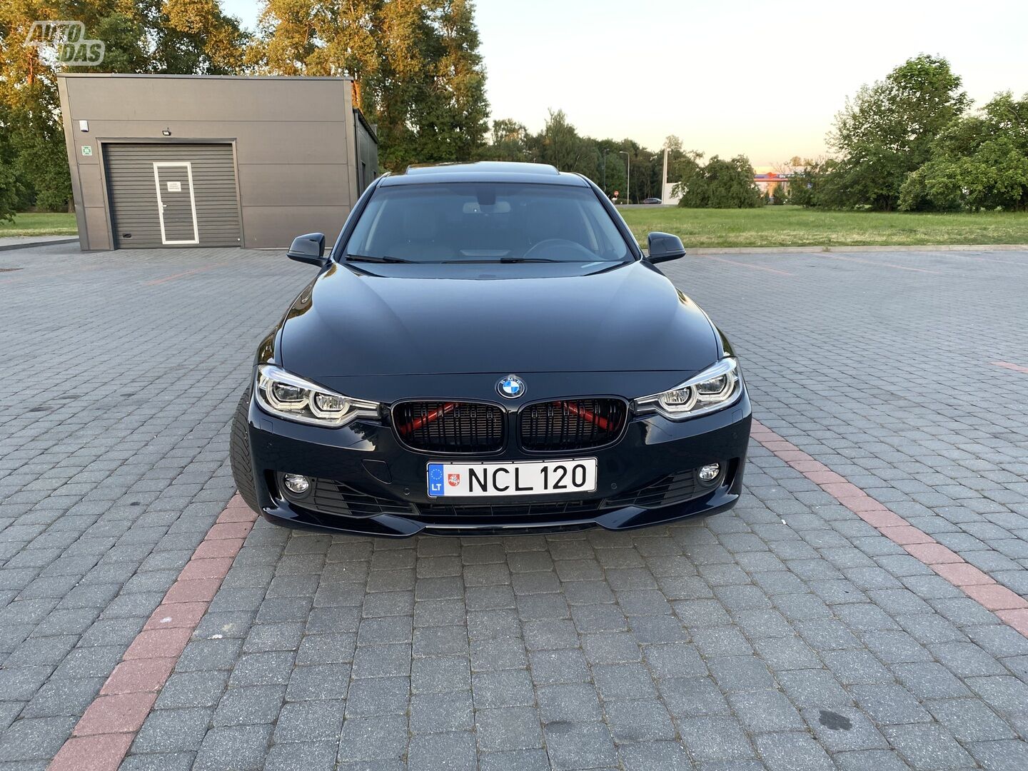 Bmw 328 2015 m Sedanas