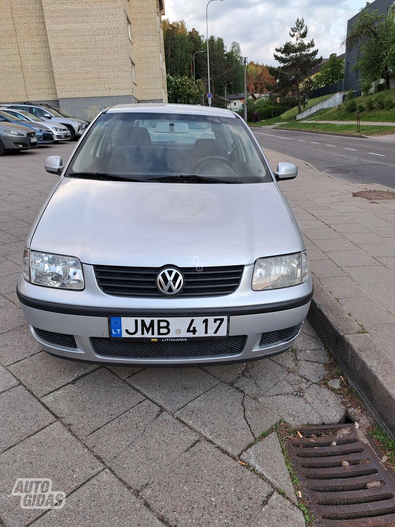 Volkswagen Polo Basis 2001 г