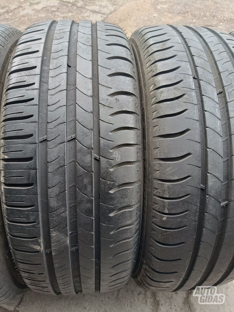 Michelin R16 летние шины для автомобилей